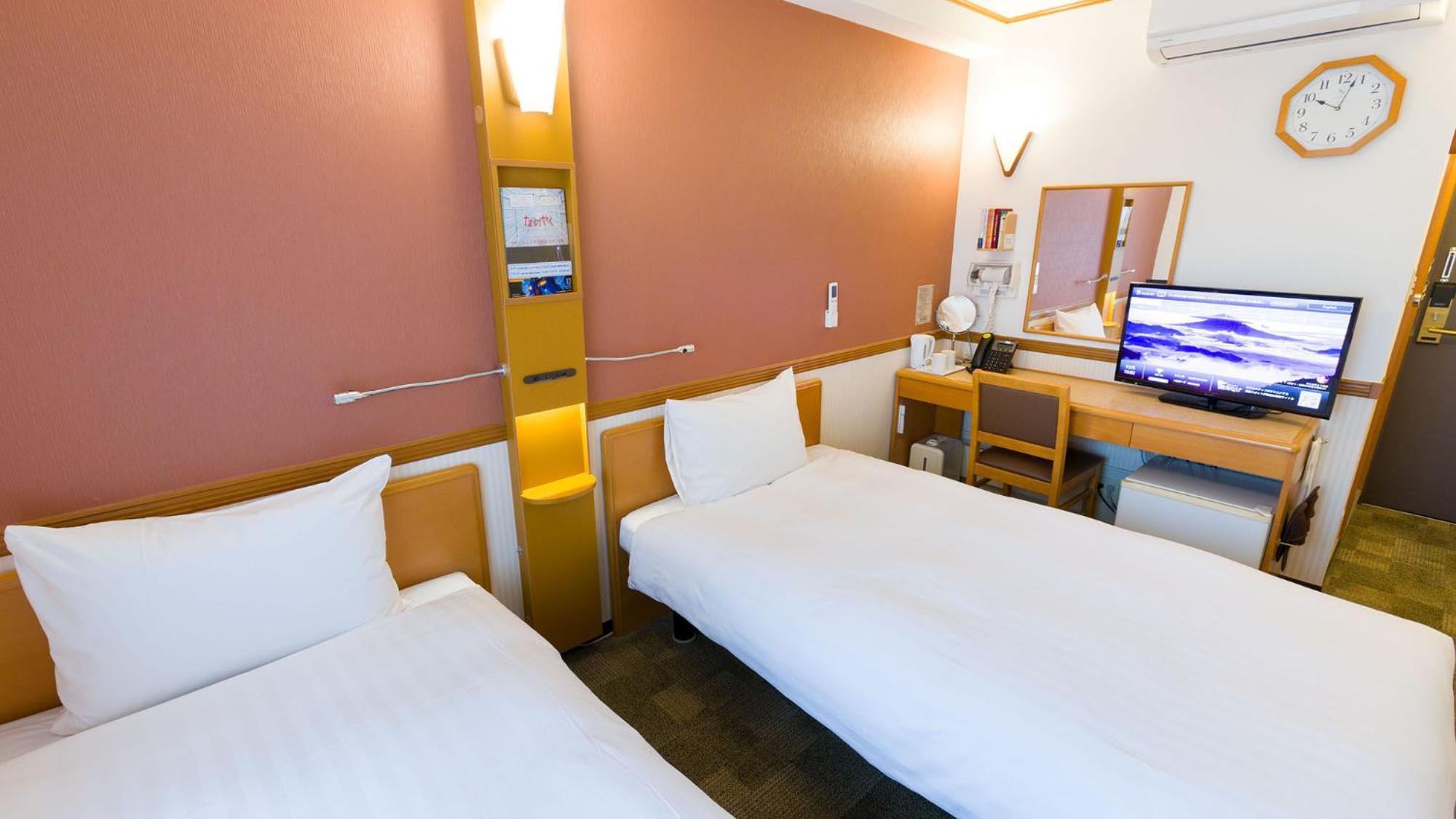 Toyoko Inn Hamamatsu Eki Kita Guchi Room photo